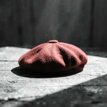 В золотом поле солнце смеётся,