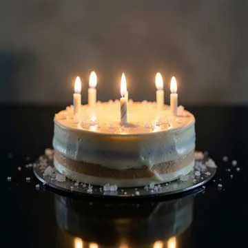 С днём рожденья тебя мы поздравим