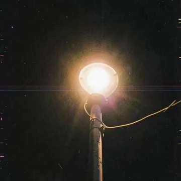 Título: Uma Luz Que Nunca Se Apaga