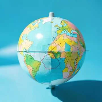 У нас в отделе своя география