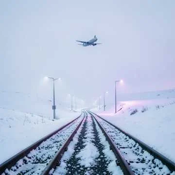 Ветер режет металл самолета