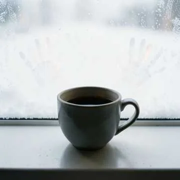 Я молчу, когда больно внутри