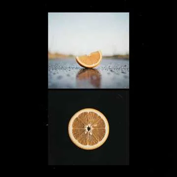 Ты смотришь в глаза, я немножко не та,