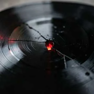 Ты касаешься — будто соль