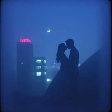 Ты входишь — и дом замирает.