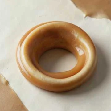 Сегодня дом нарядней всех,