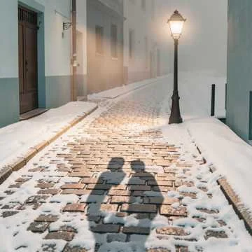 Помню, Лёша, тот вечер весенний,