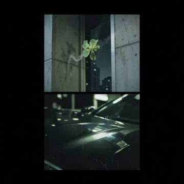 Тётка смотрела из окна