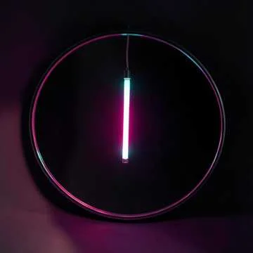 Ты появился — и тише зал.