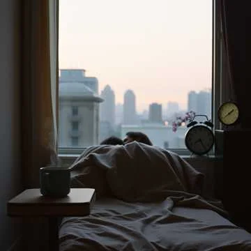 Ты чашку ставишь