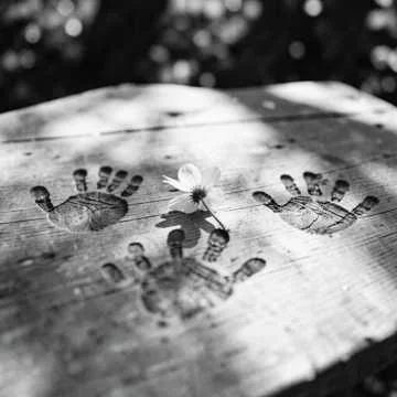 Папа Азамат — крепкий, как скала,