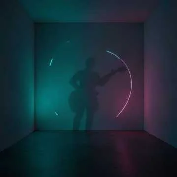 Gece yarısı, boş bir oda